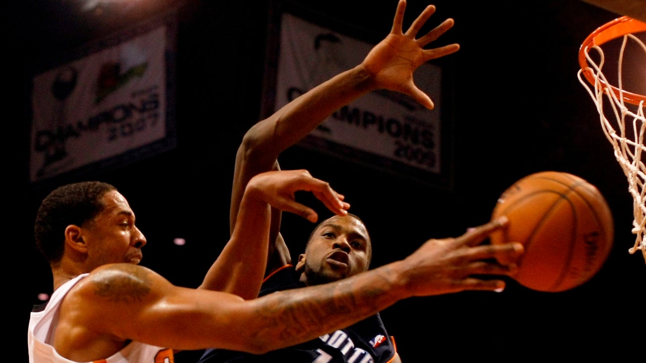 Suns continue driving defenses crazy